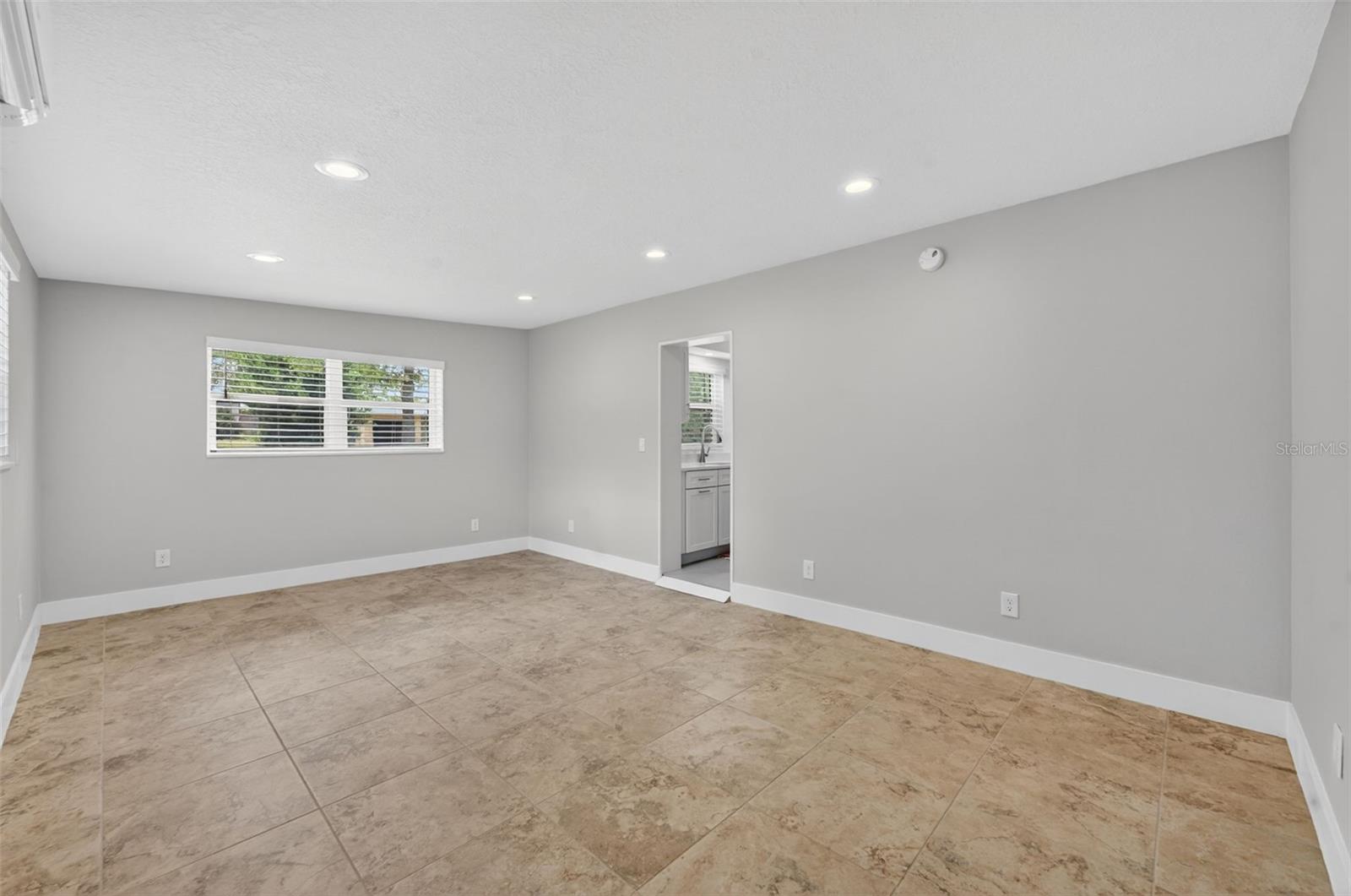 WINTER PARK MANOR - Residential