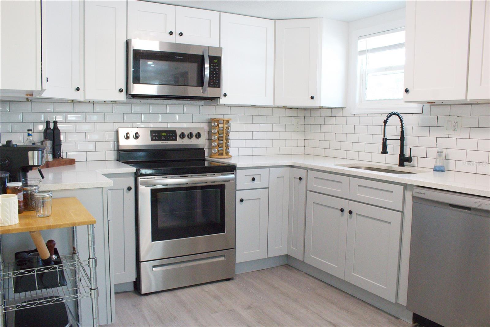 CRESTMONT - Residential Lease