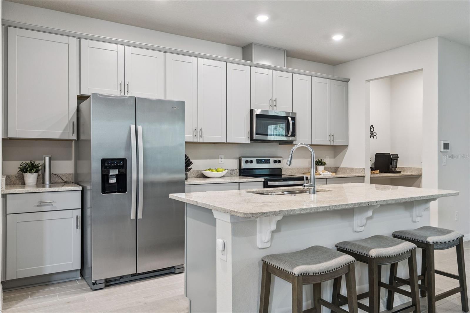 LEGACY PLACE - Residential