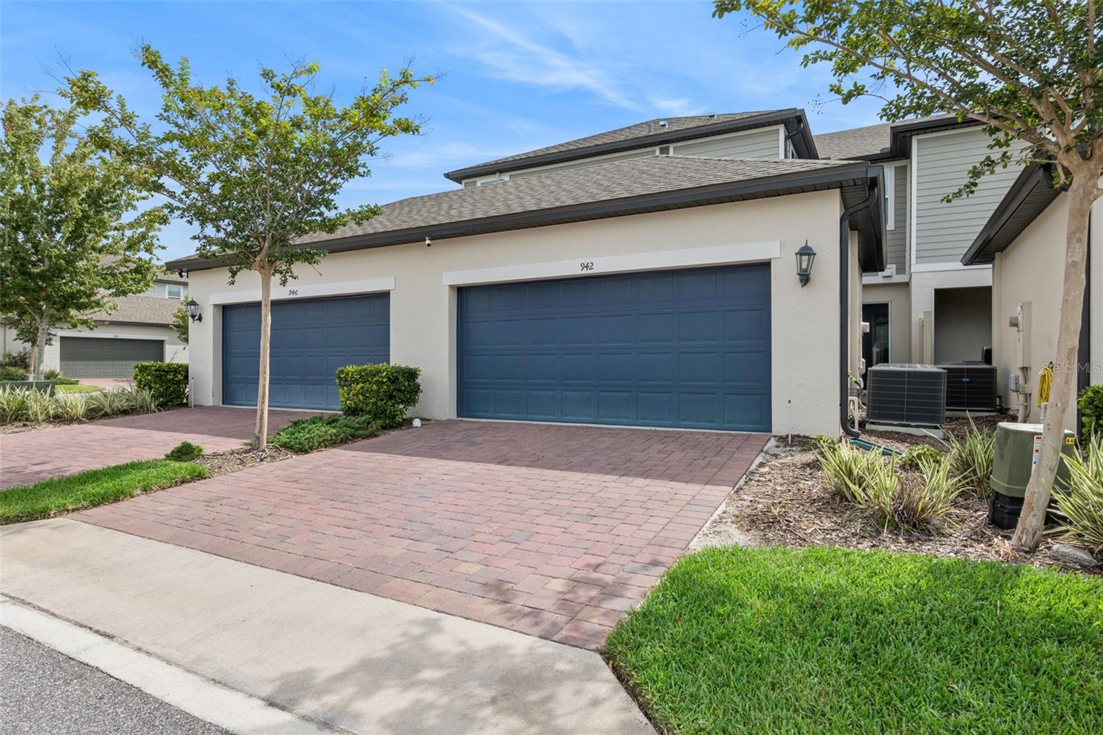 LEGACY PLACE - Residential