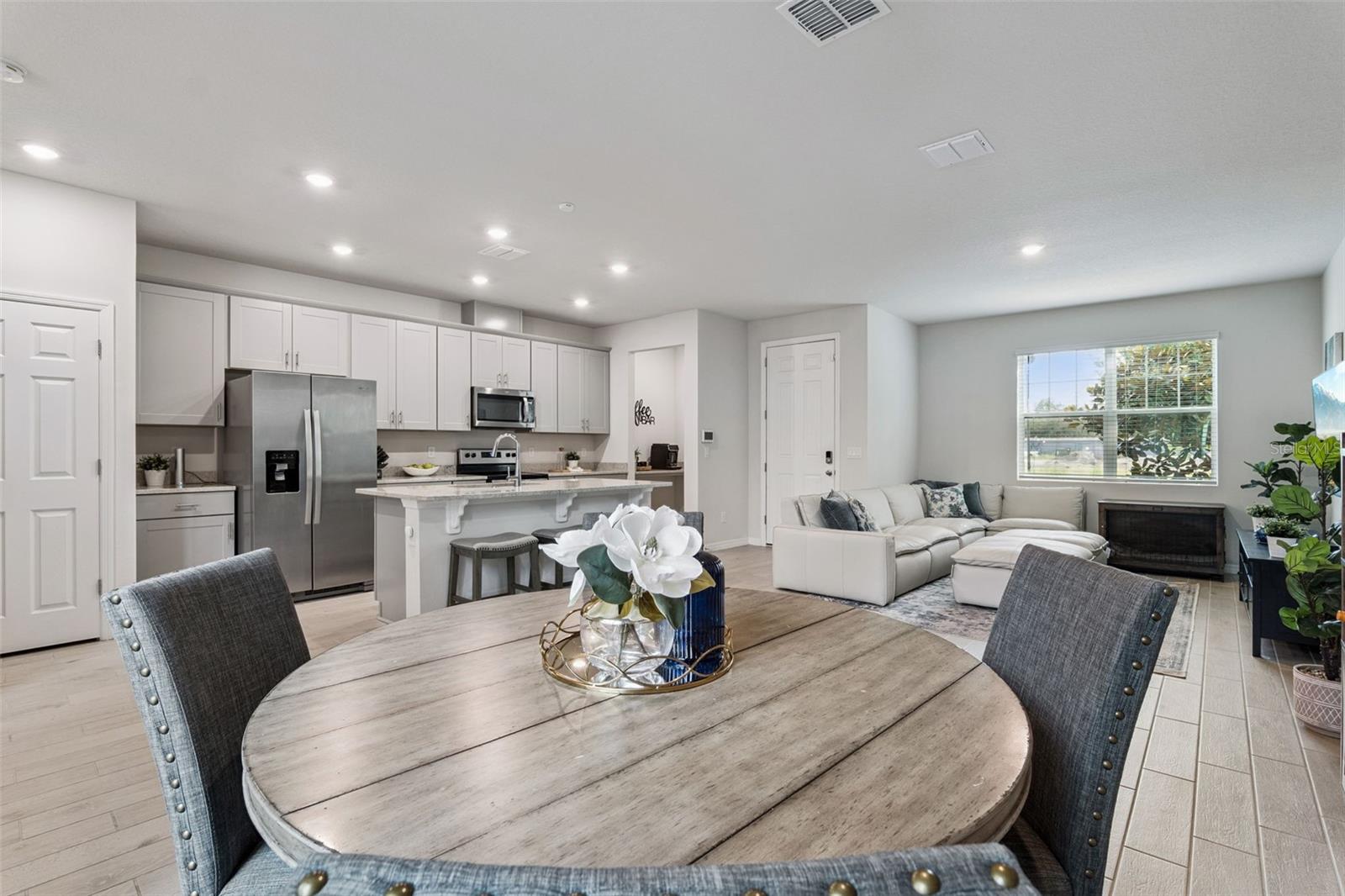 LEGACY PLACE - Residential