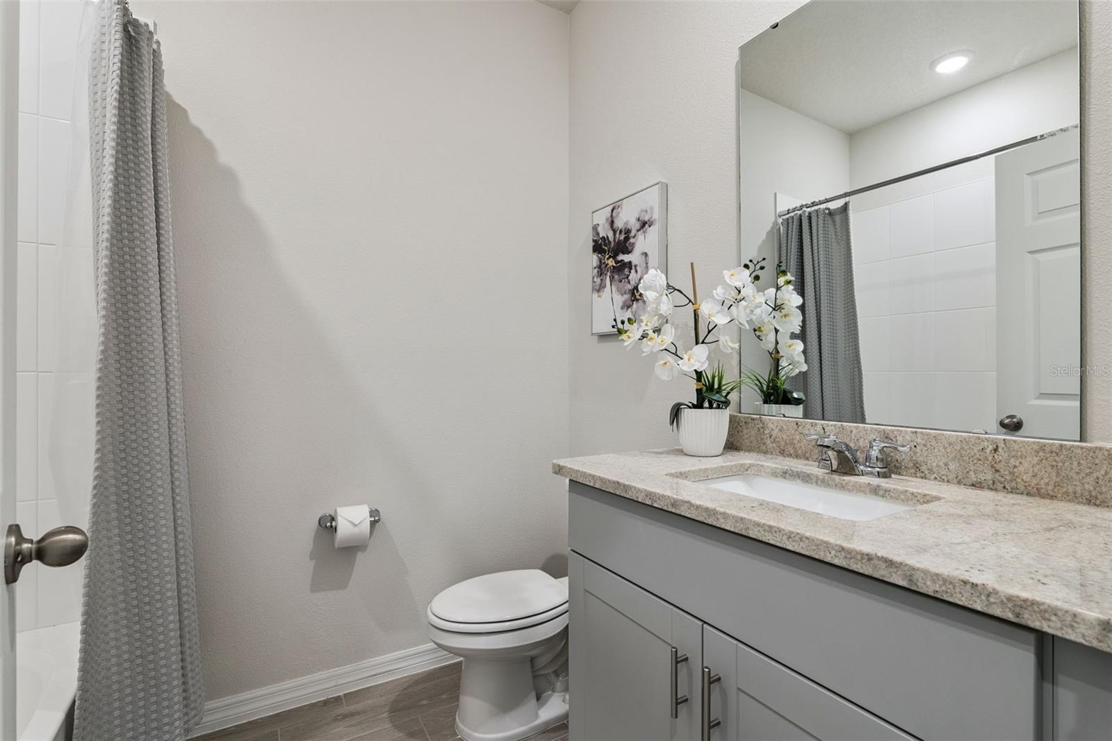 LEGACY PLACE - Residential