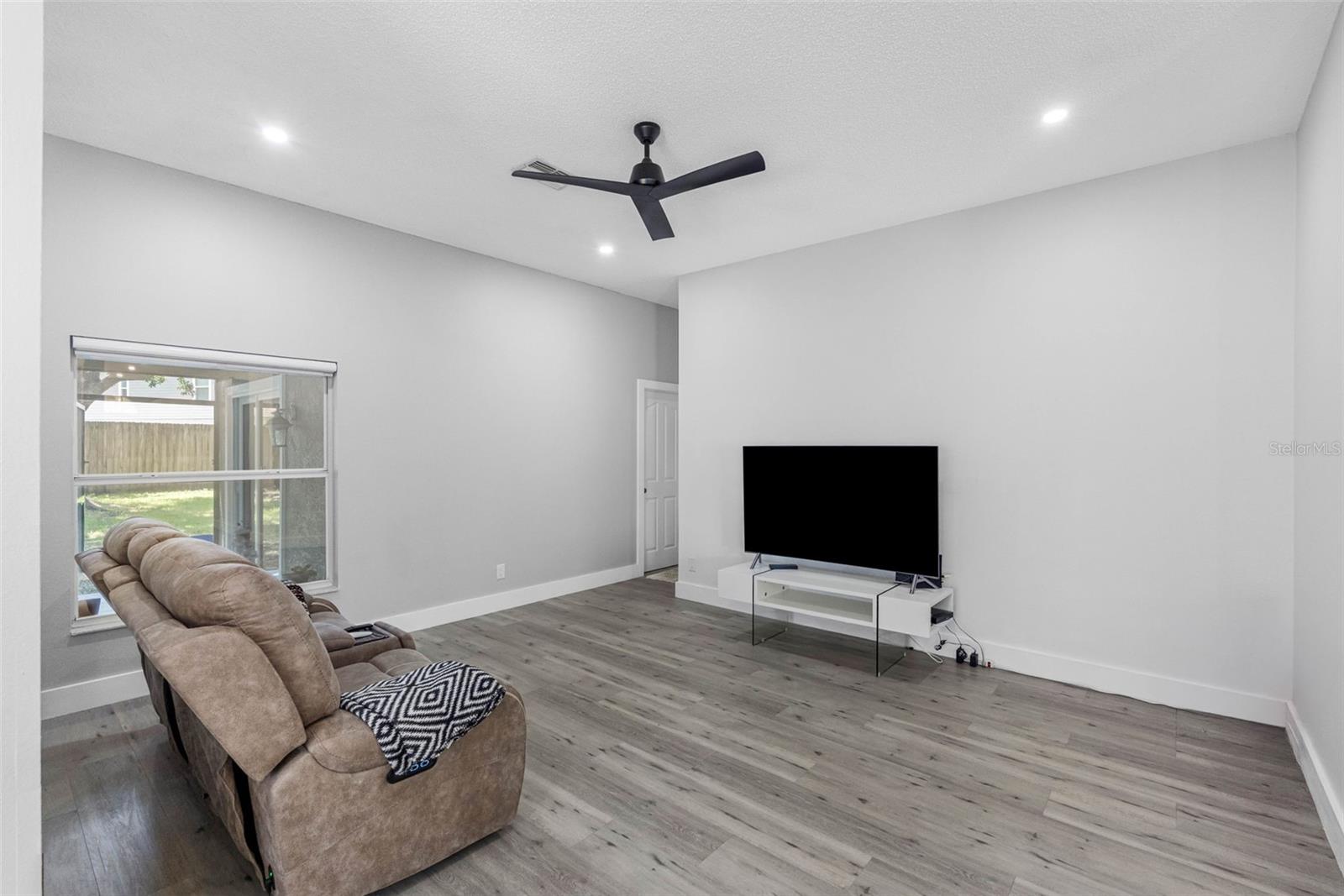 PROVIDENCE LAKES PRCL MF PHA - Residential