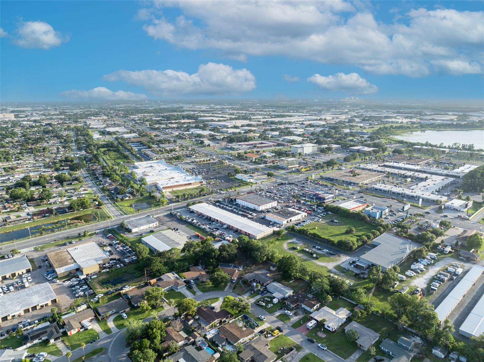 SKY LAKE OAK RIDGE SEC - Residential