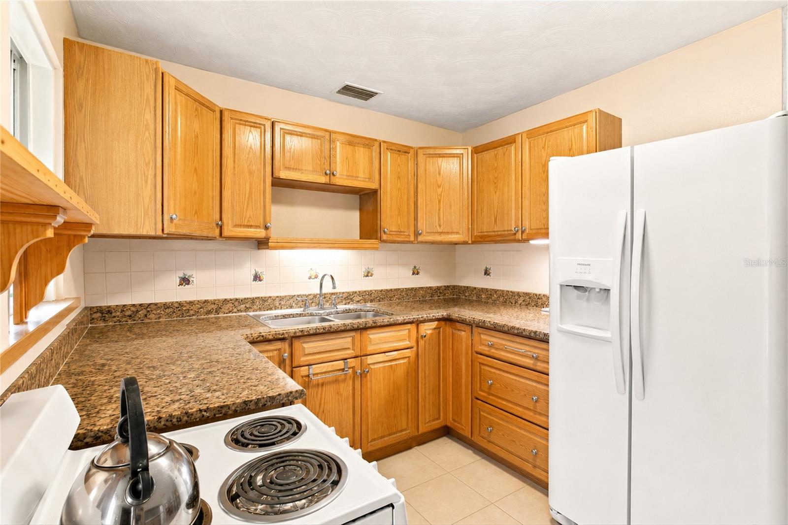 OAK VIEW SUB - Residential