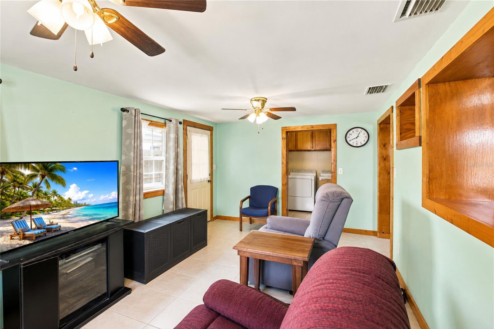 OAK VIEW SUB - Residential