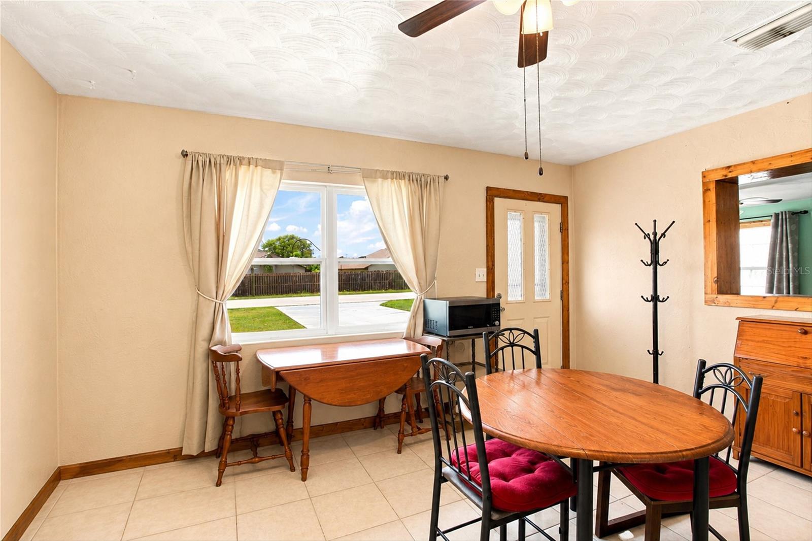 OAK VIEW SUB - Residential