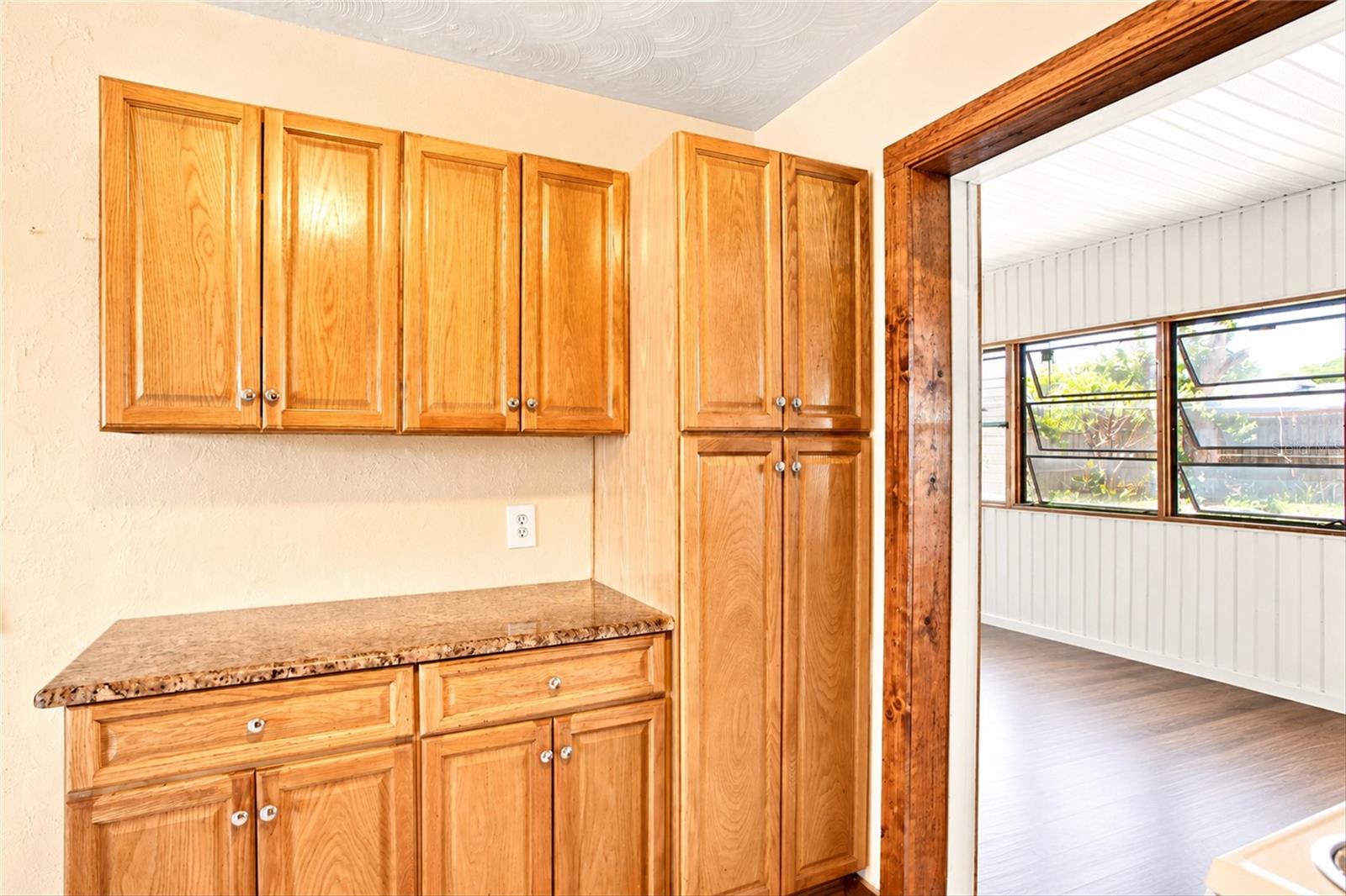 OAK VIEW SUB - Residential