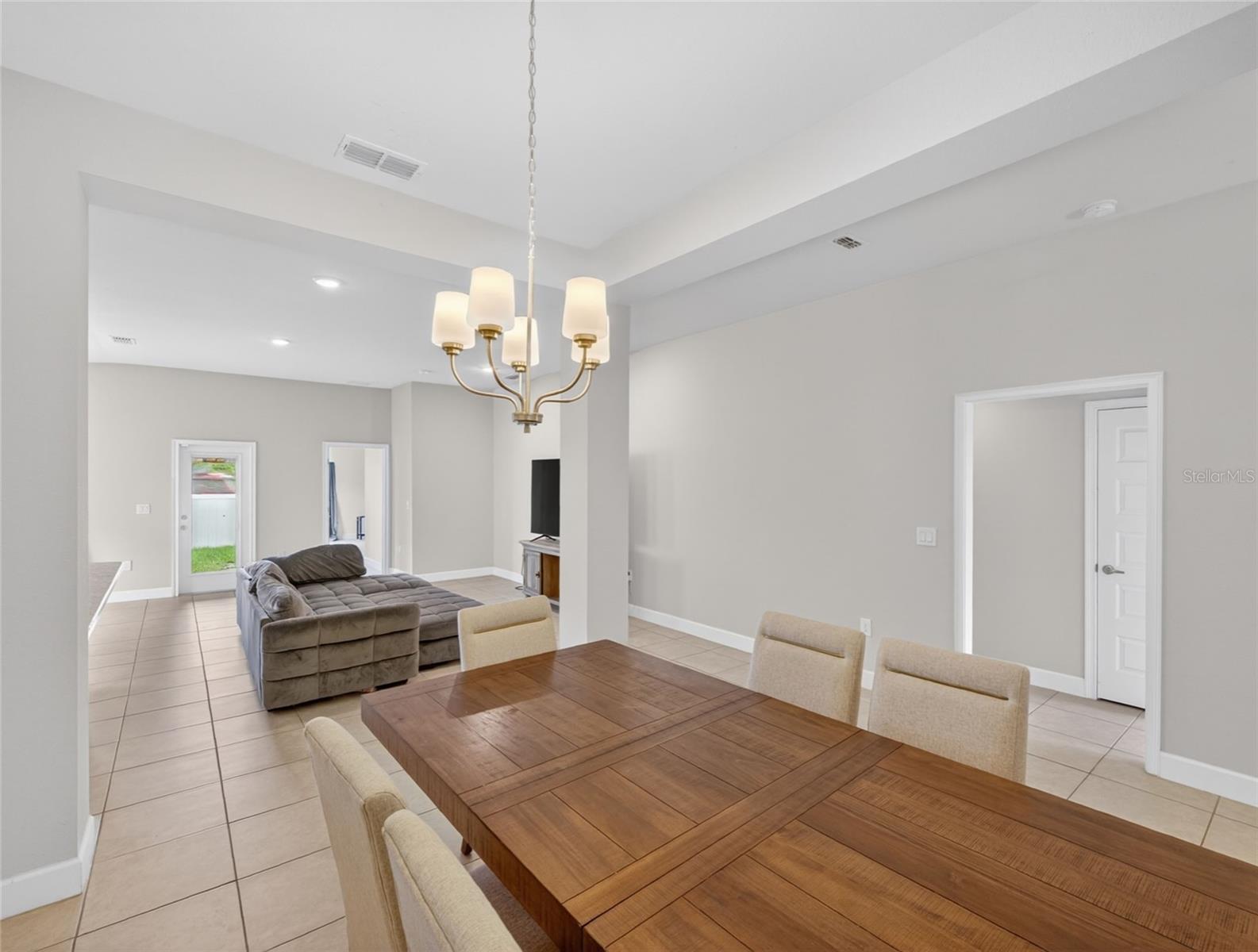 CITRUS LANDING - Residential