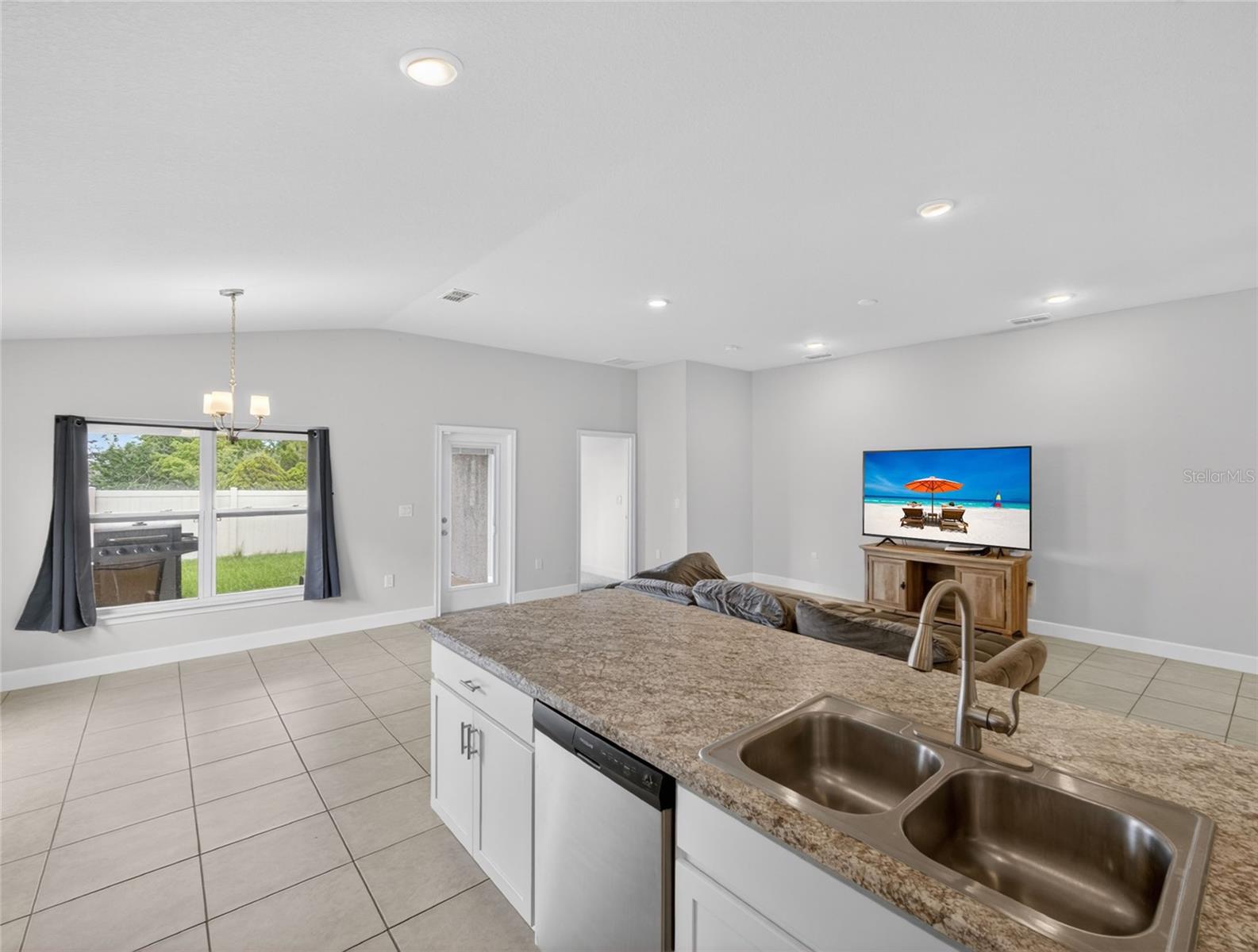 CITRUS LANDING - Residential