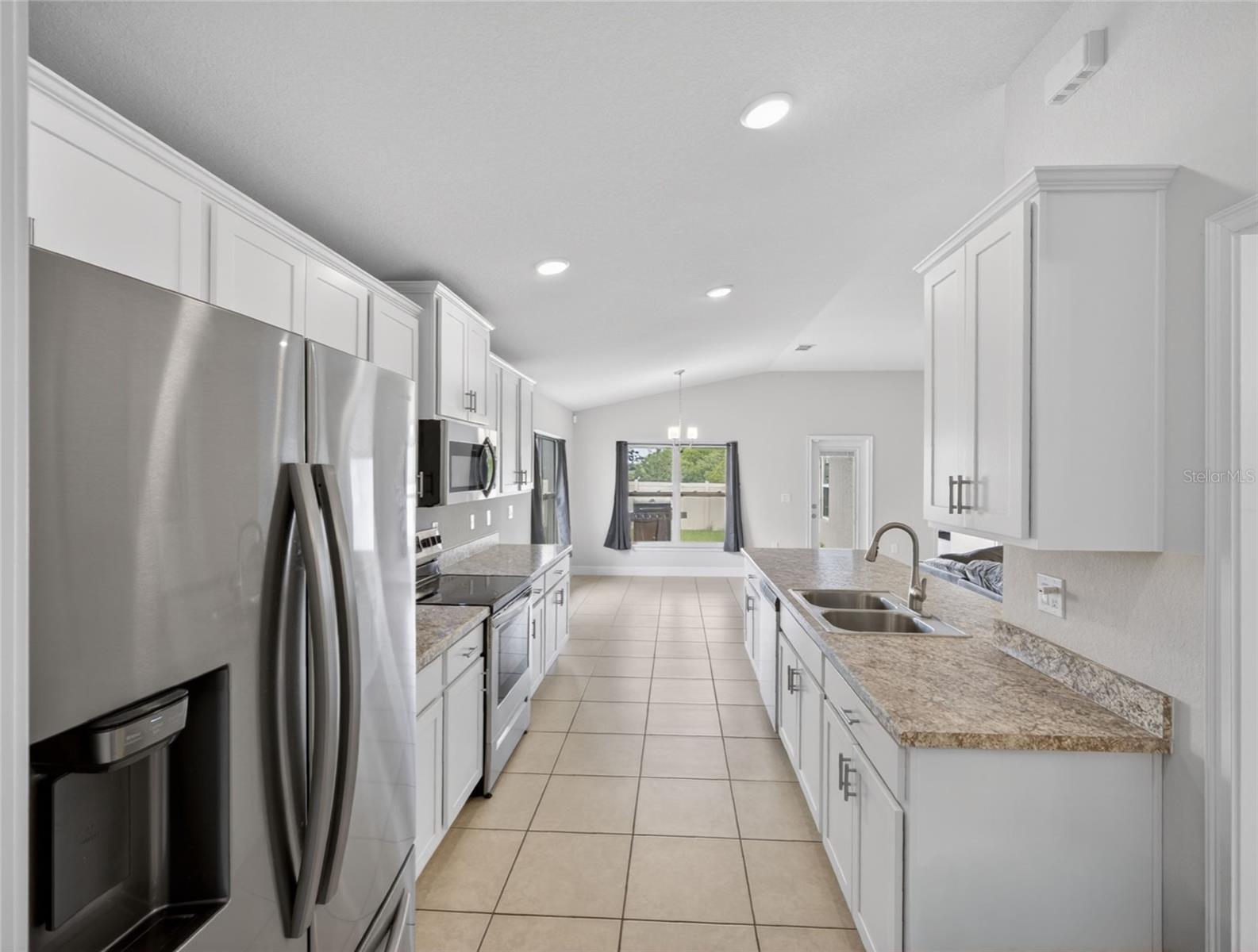 CITRUS LANDING - Residential