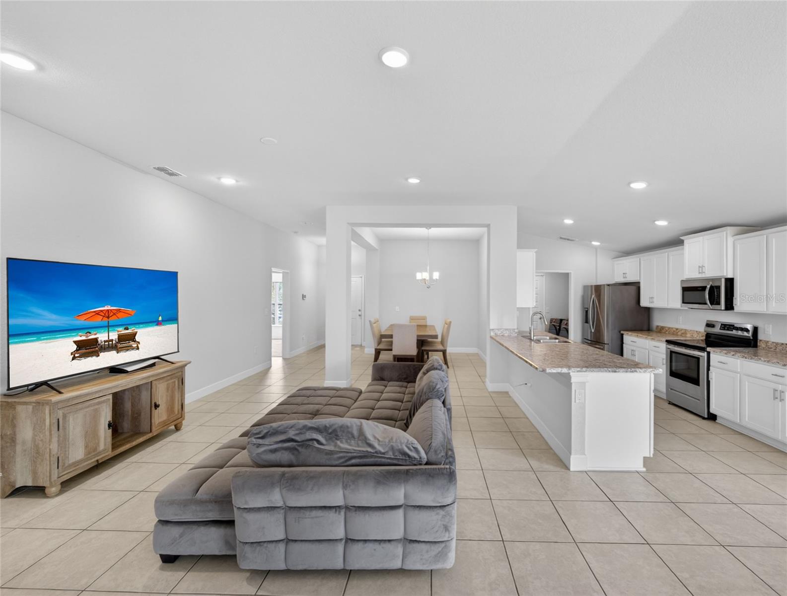 CITRUS LANDING - Residential