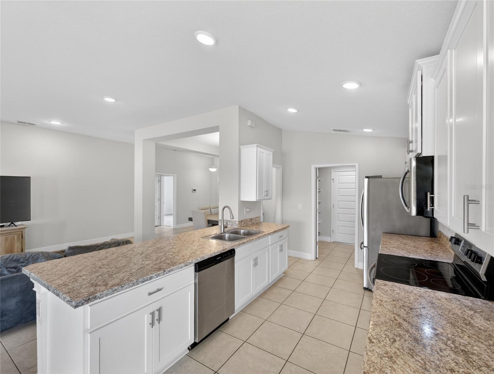 CITRUS LANDING - Residential