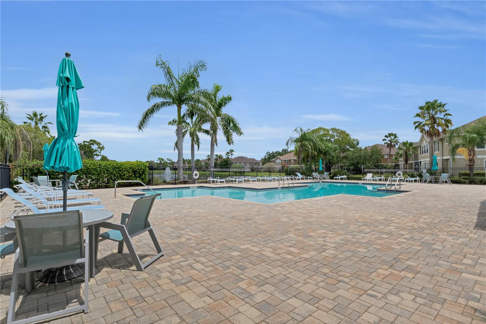SCHOONER COVE A CONDO PH - Residential