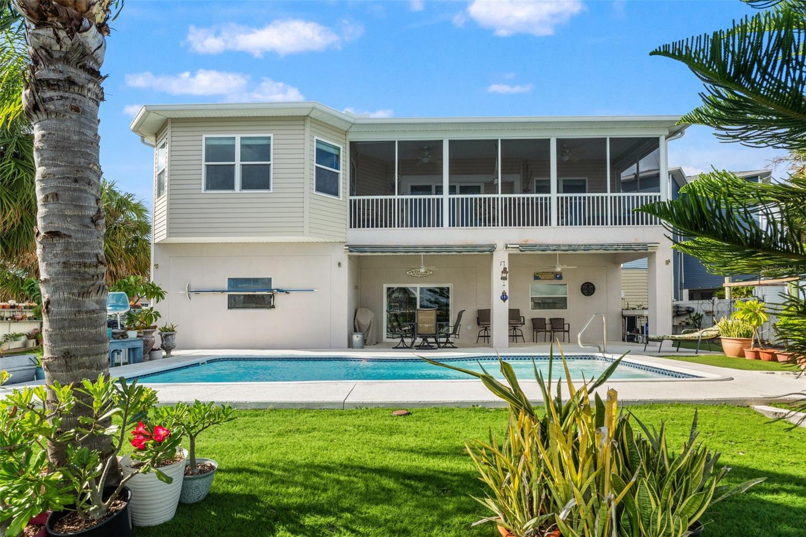 HERNANDO BEACH - Residential