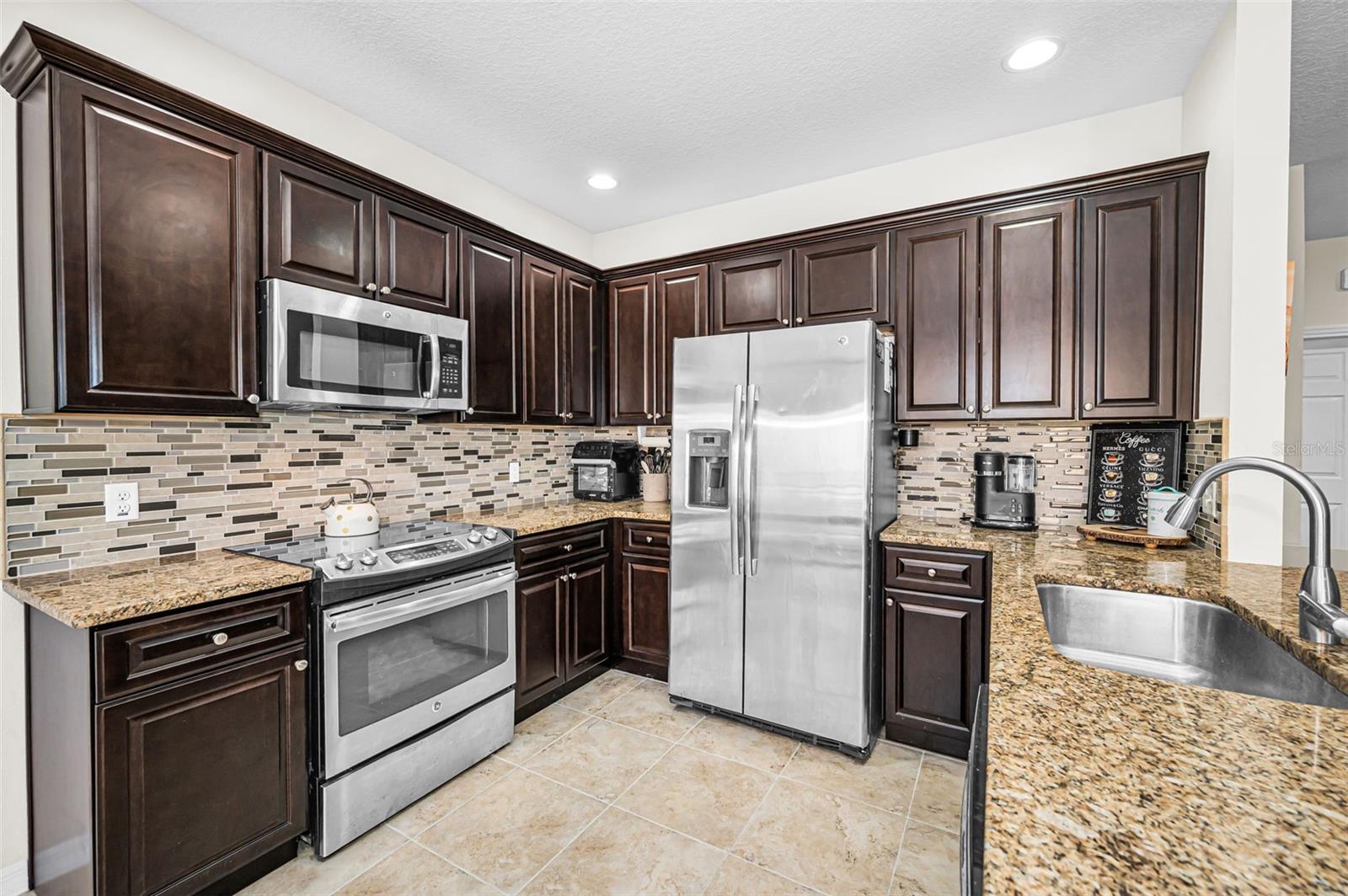 TOWNHOMES AT BRITTANY PARK - Residential