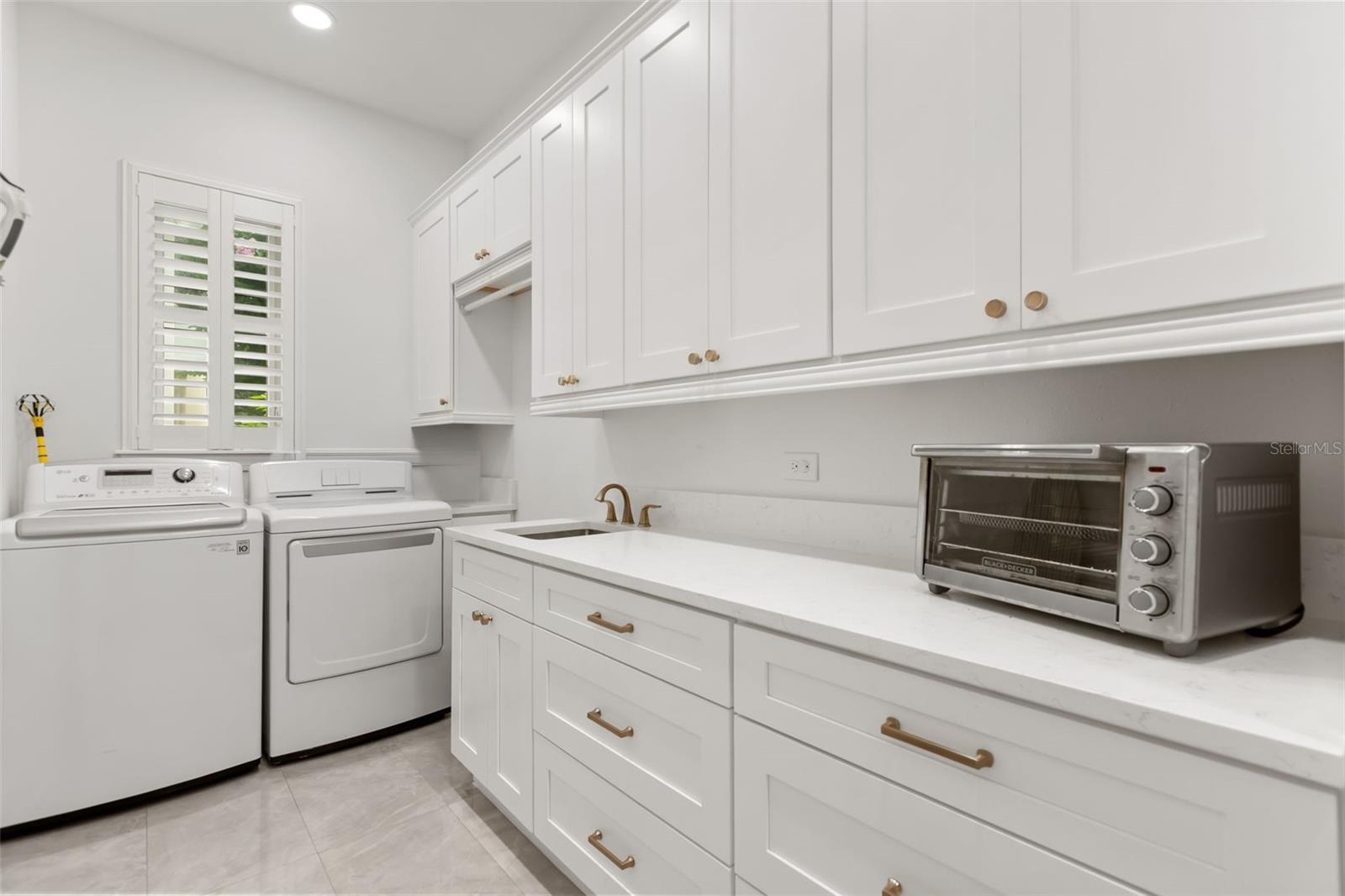 BALDWIN PARK 6 - Residential