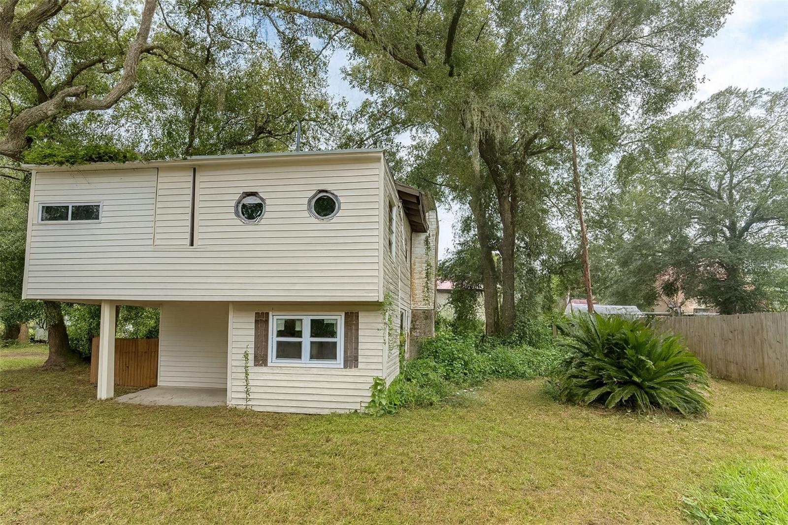 FLORIDA ORANGE GROVE CORP - Residential