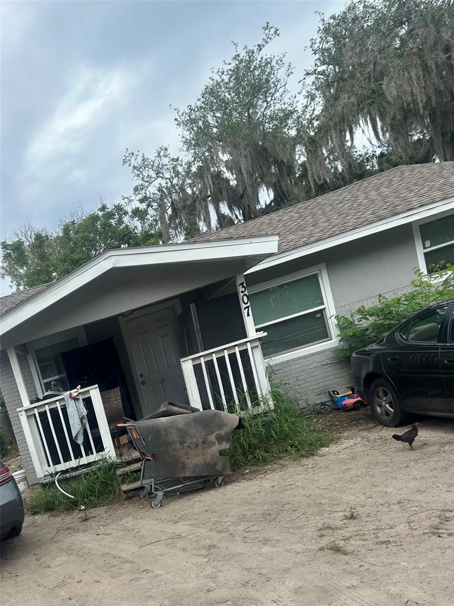 BOOKERS SUB - Residential