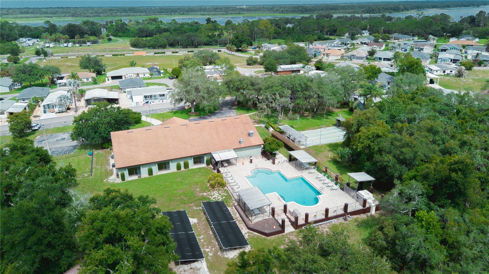 NATURES EDGE RESORT PH 01 - Residential