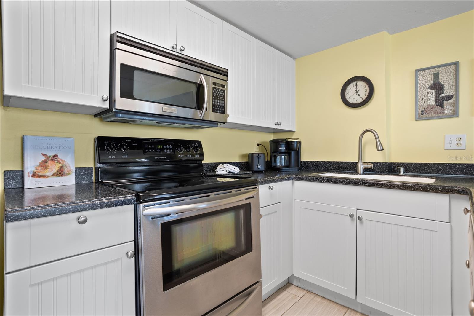SUNGLOW RESORT CONDO - Residential