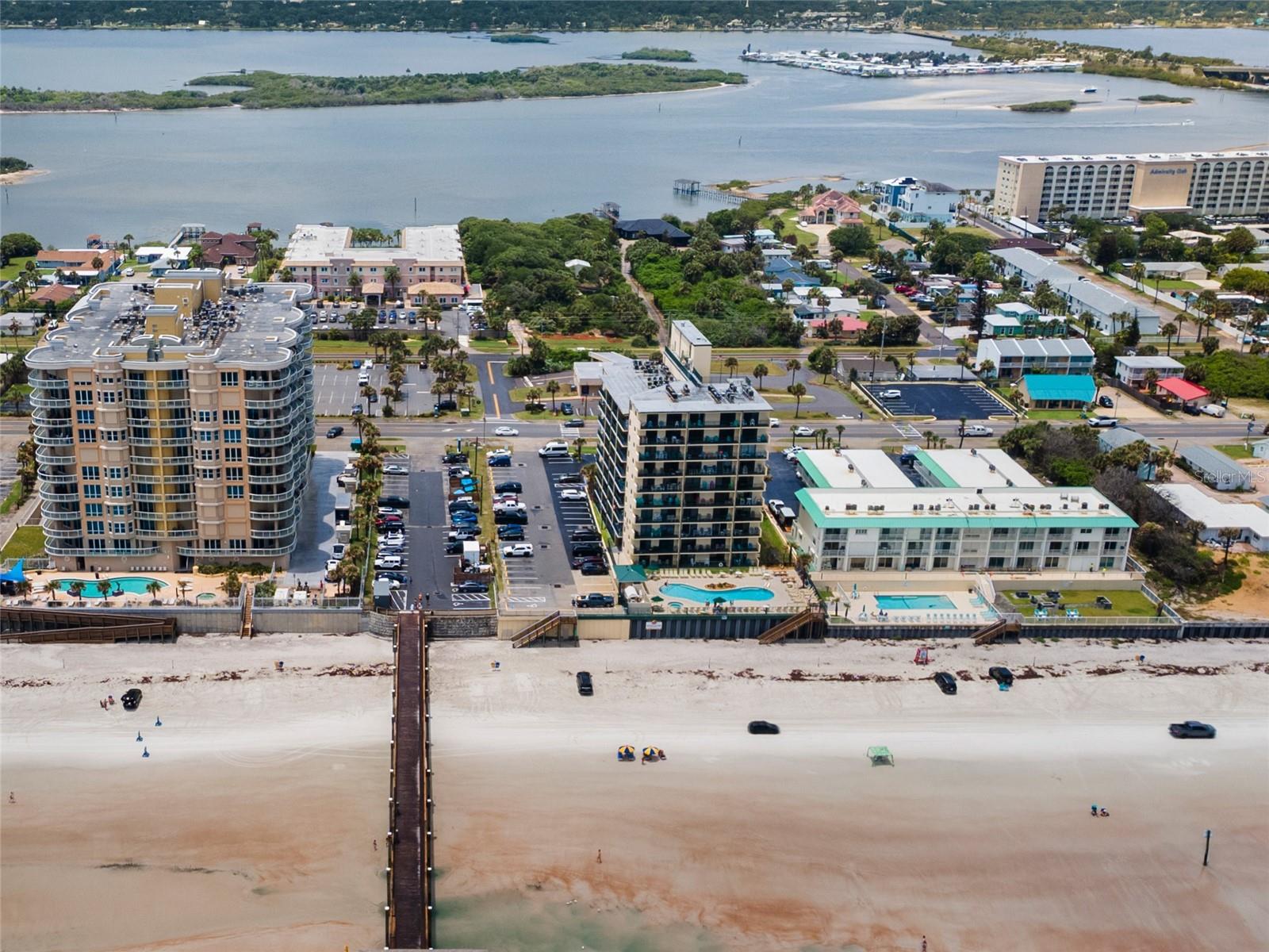 SUNGLOW RESORT CONDO - Residential