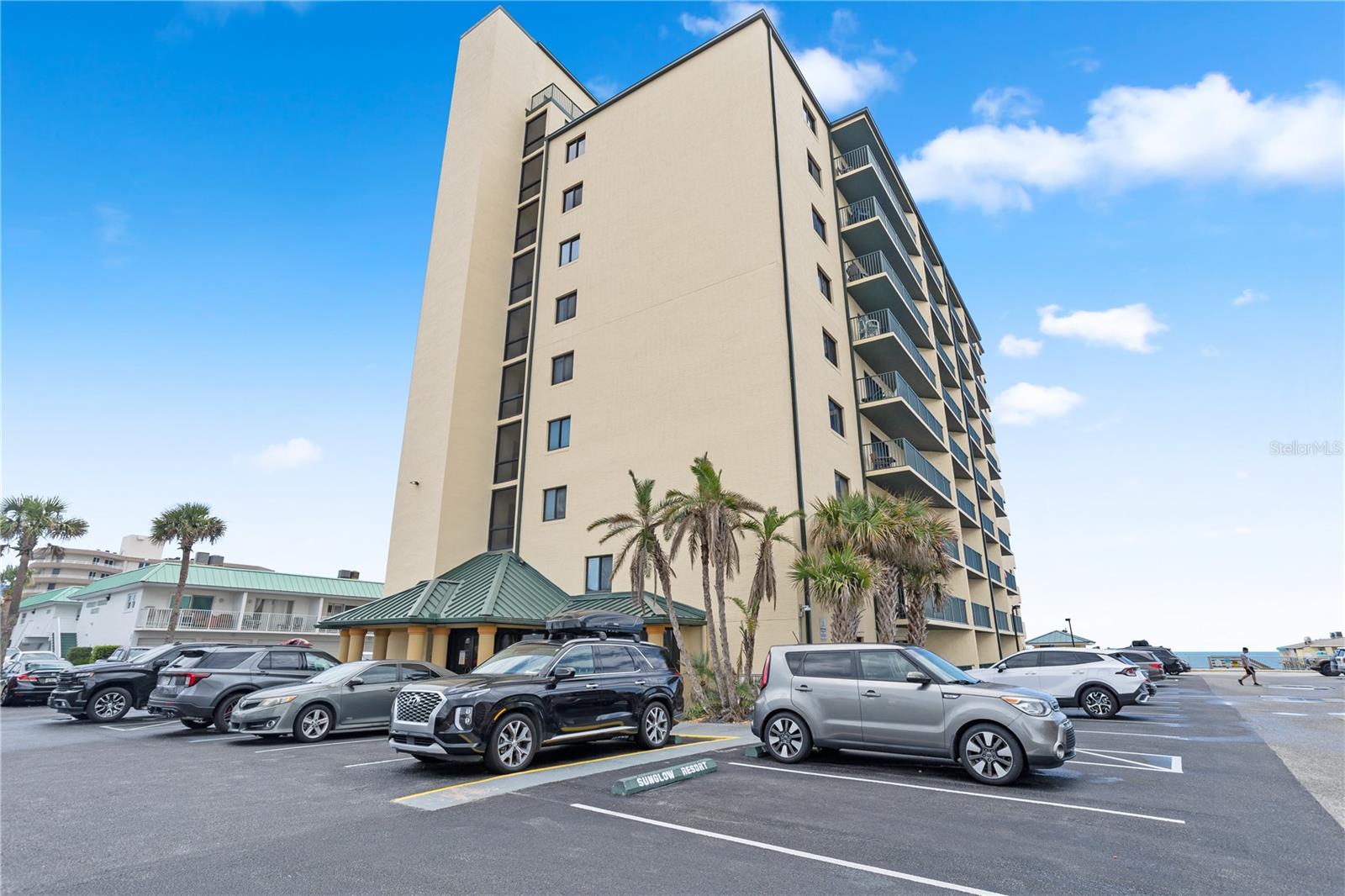 SUNGLOW RESORT CONDO - Residential