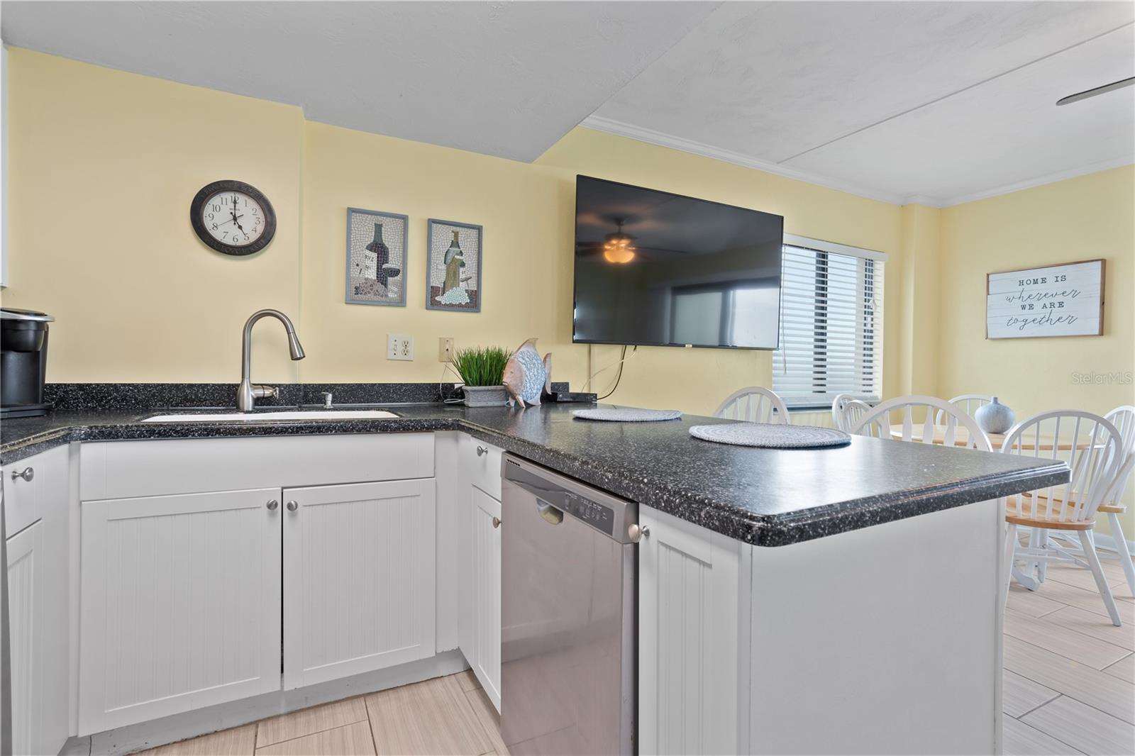 SUNGLOW RESORT CONDO - Residential