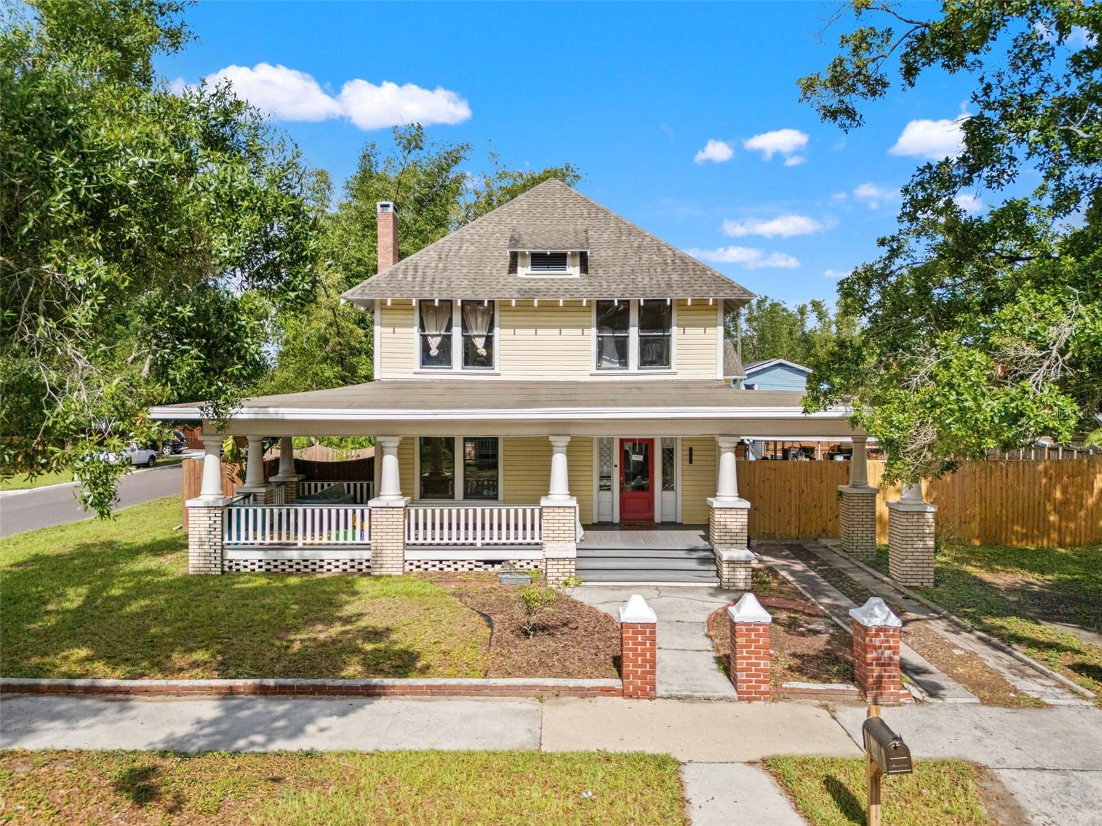 SEMINOLE HEIGHTS OF NORTH TAMPA - Residential Income