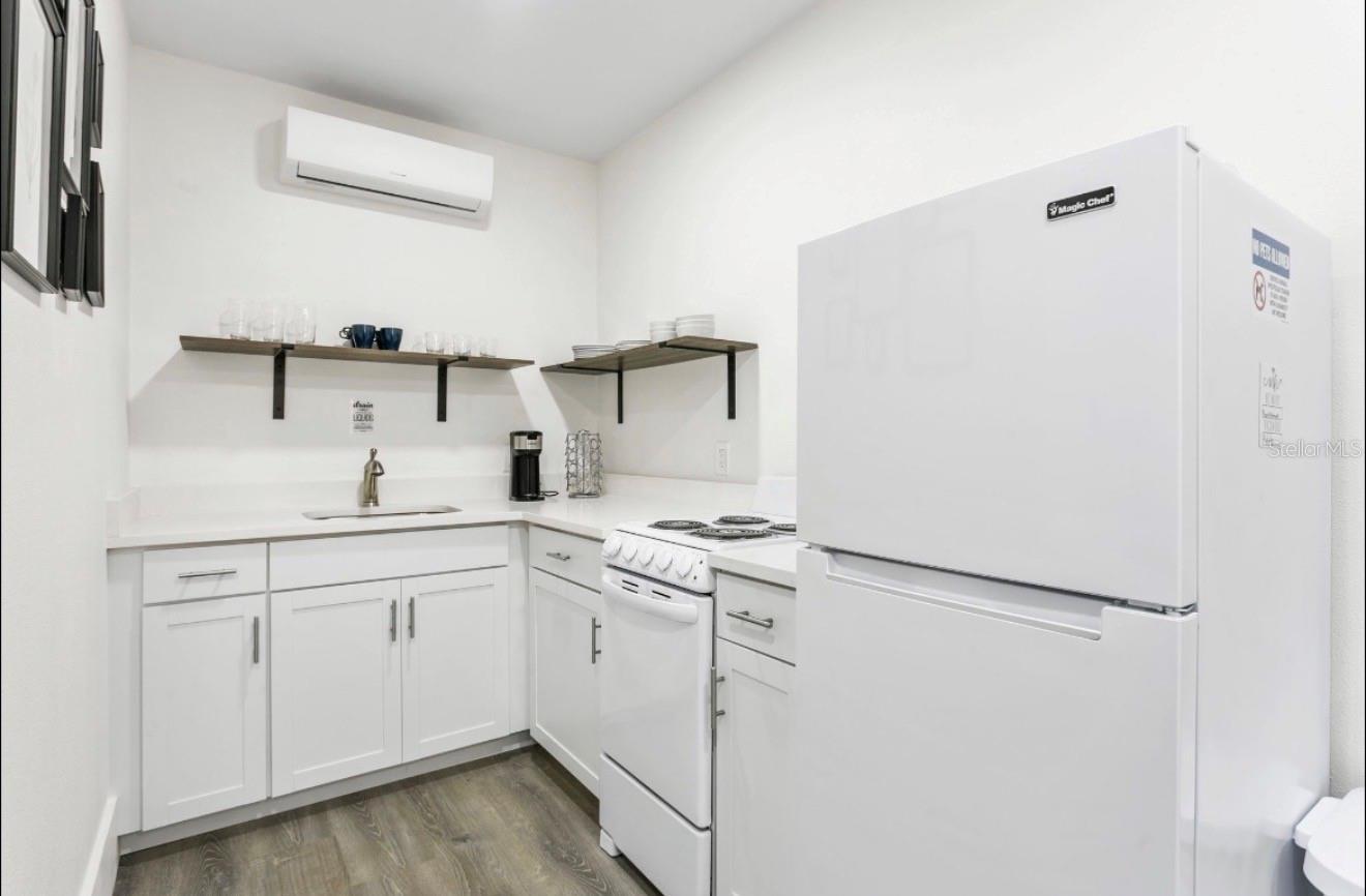 SEMINOLE HEIGHTS OF NORTH TAMPA - Residential Income