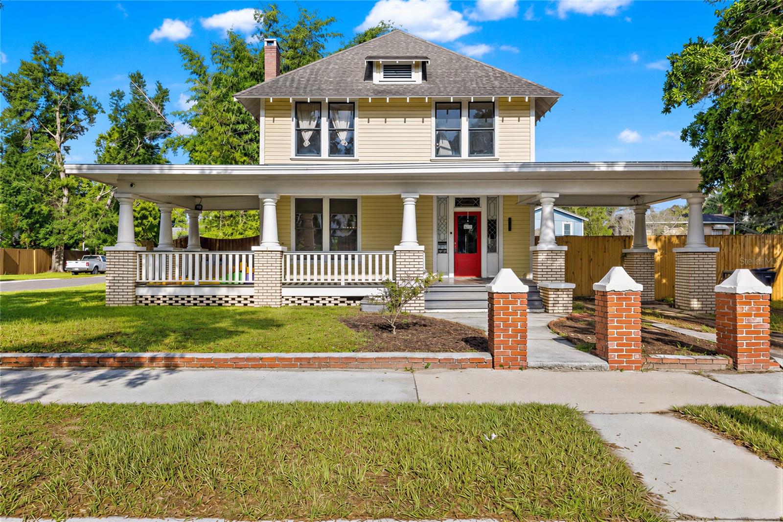 SEMINOLE HEIGHTS OF NORTH TAMPA - Residential Income