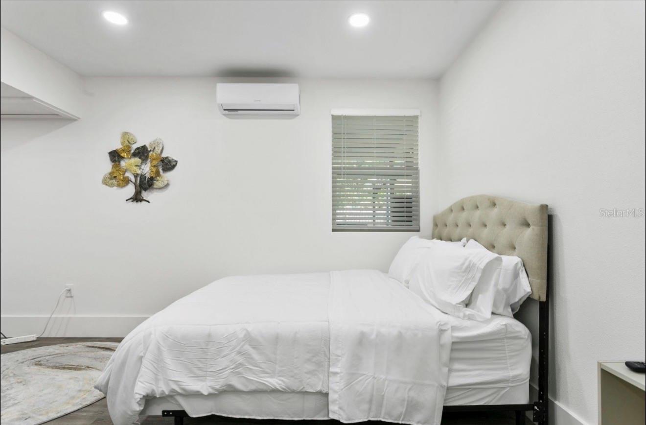 SEMINOLE HEIGHTS OF NORTH TAMPA - Residential Income