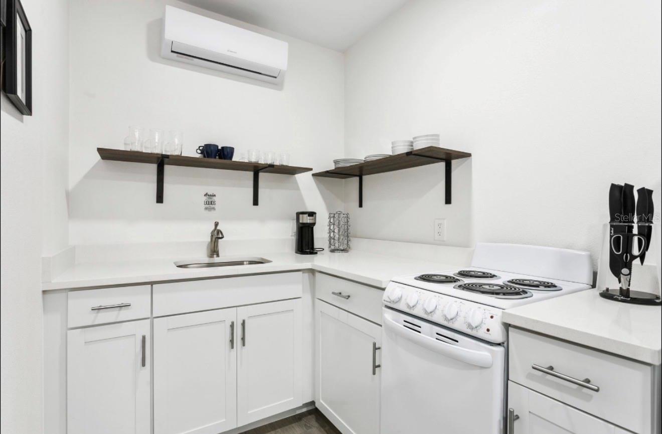 SEMINOLE HEIGHTS OF NORTH TAMPA - Residential Income