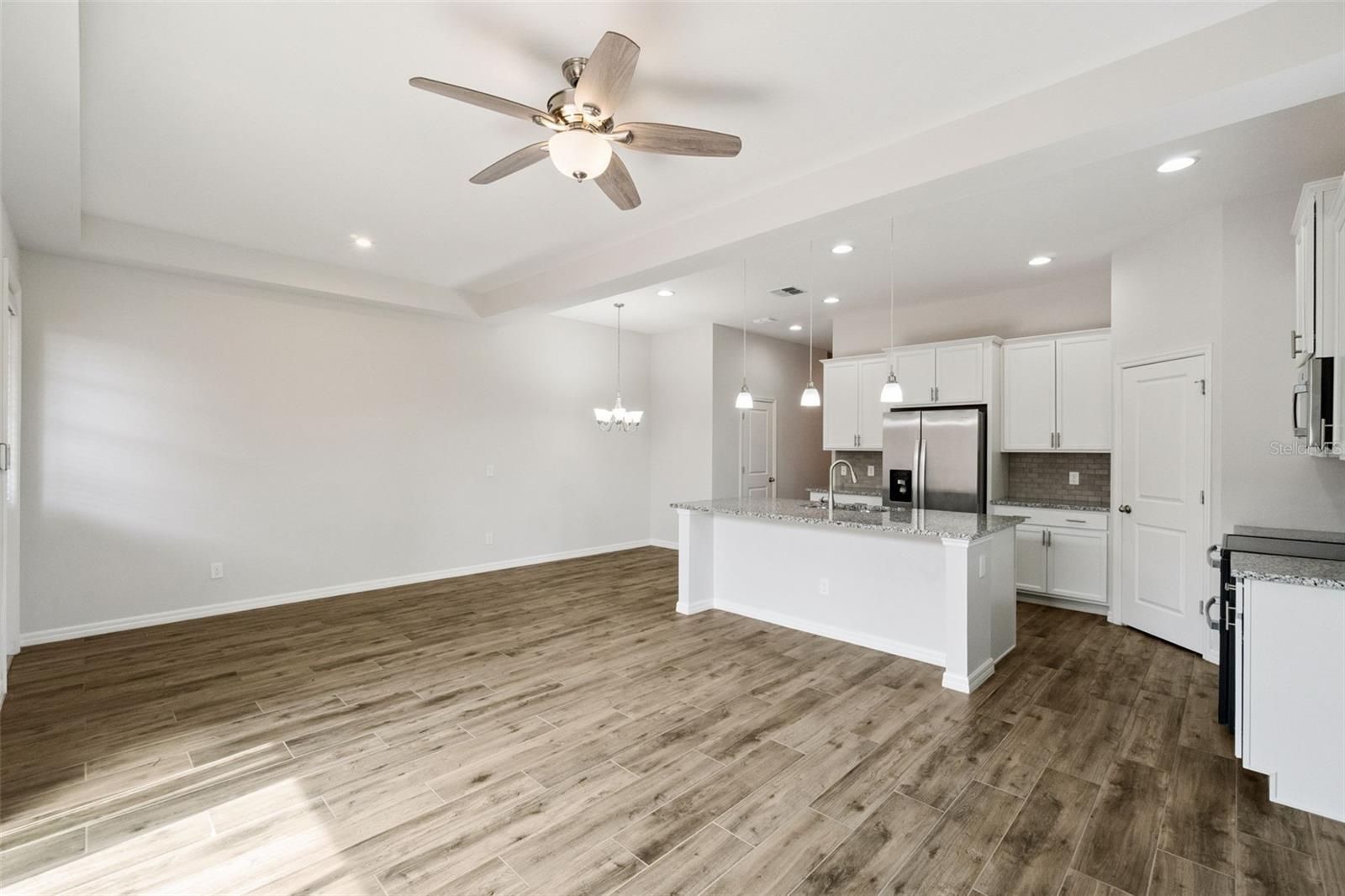 STONEWOOD ESTATES - Residential