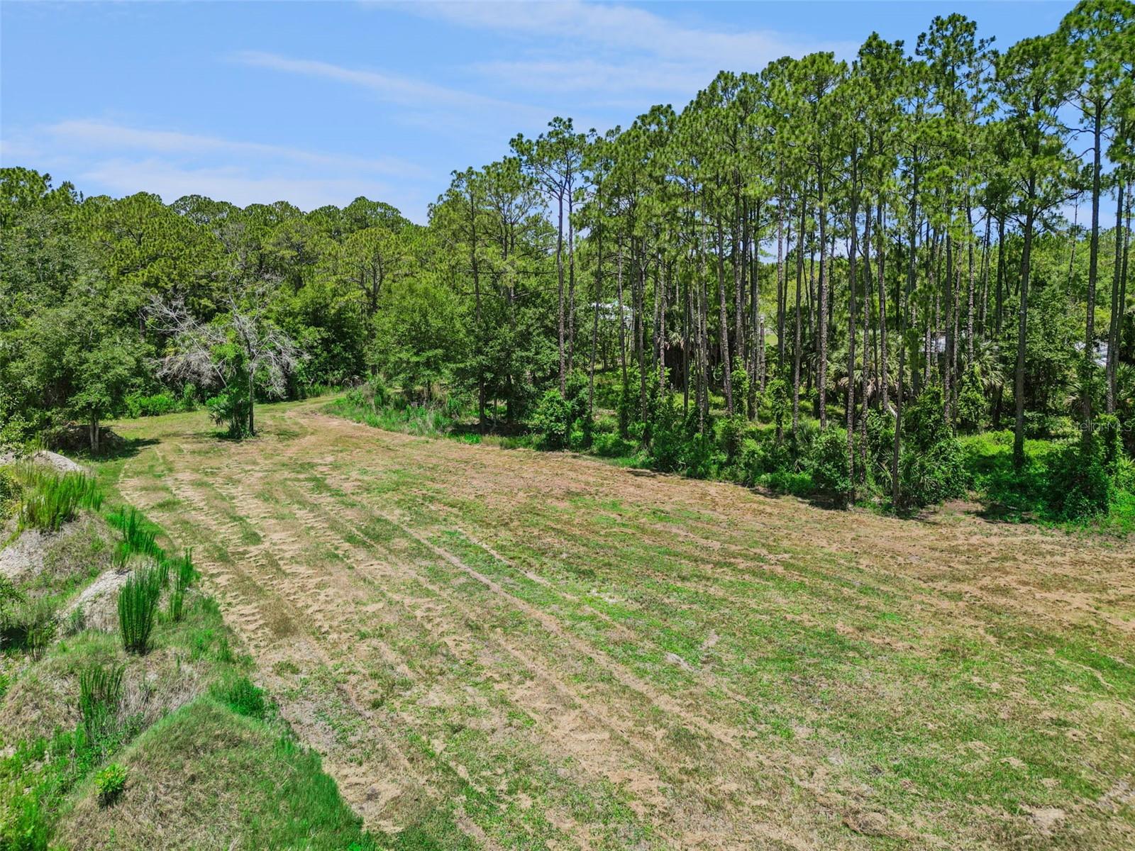 INDIAN RIVER PARK - Land