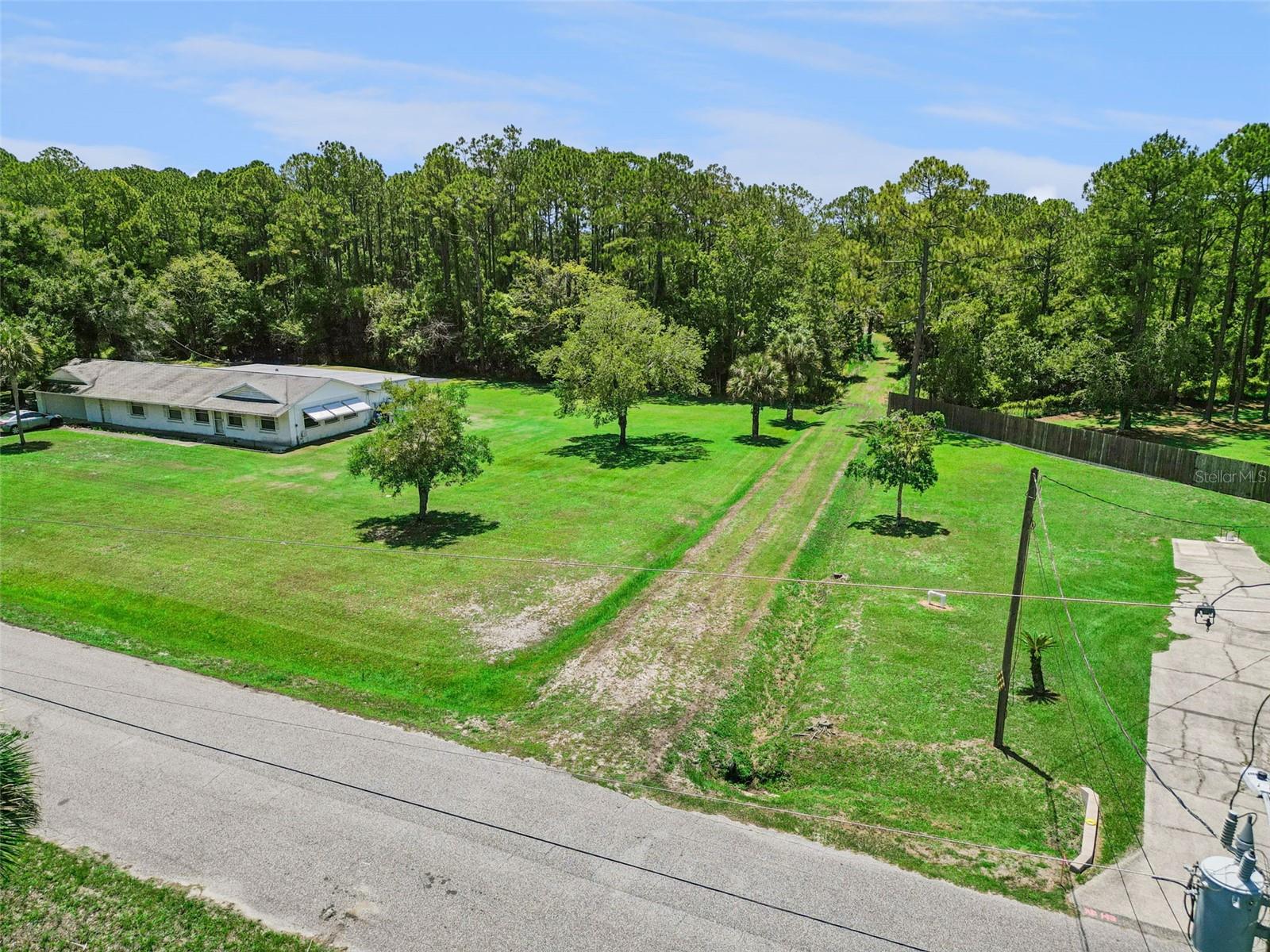 INDIAN RIVER PARK - Land
