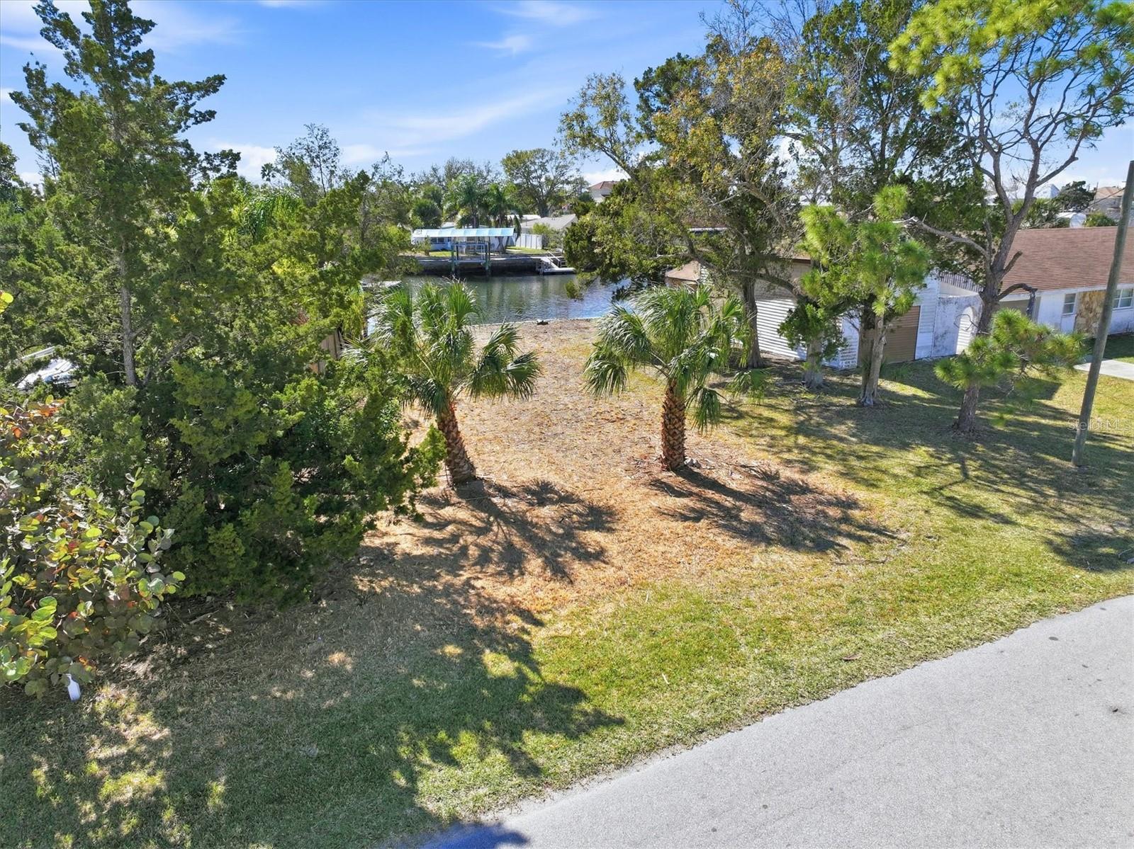 GULF COAST RET - Land
