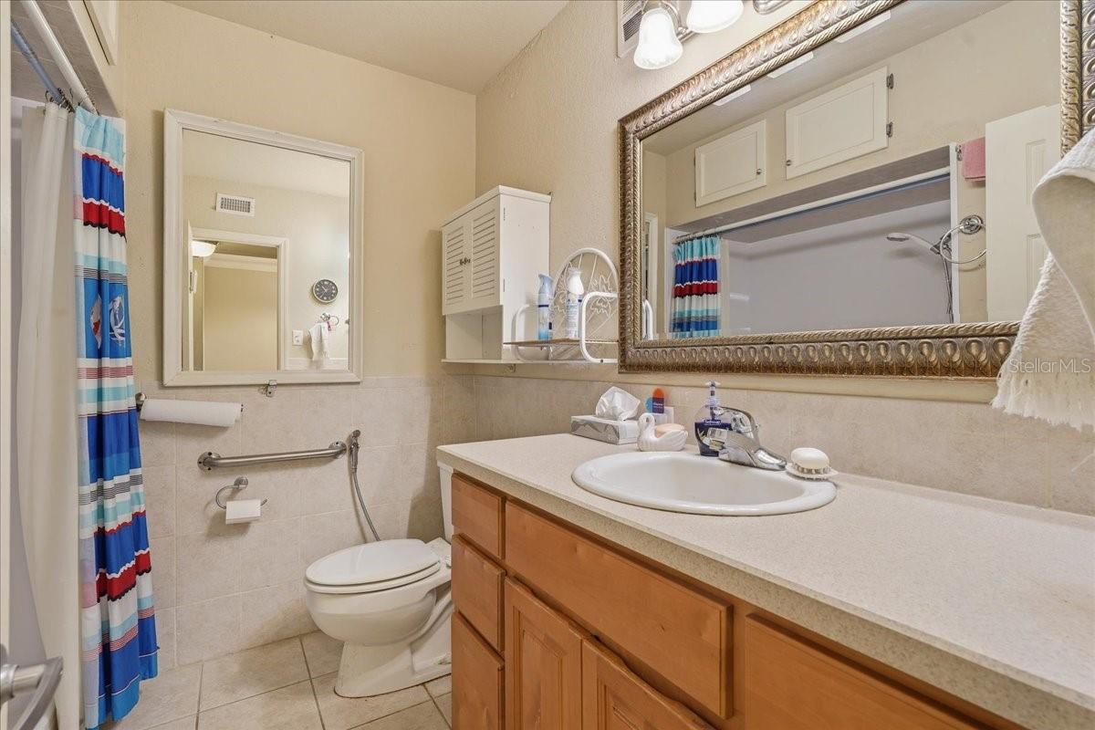 WINTER HAVEN HARBOUR APTS CONDO - Residential