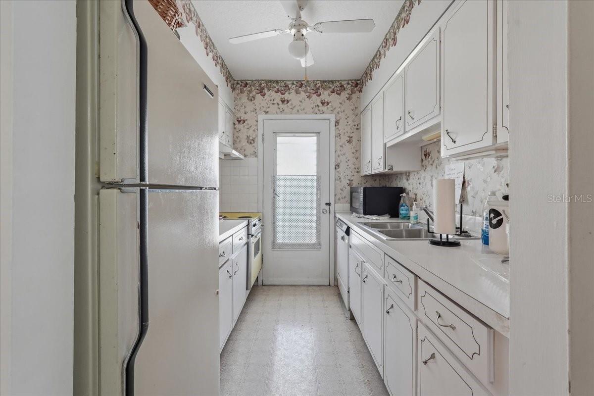 WINTER HAVEN HARBOUR APTS CONDO - Residential