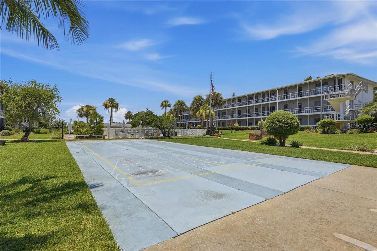 WINTER HAVEN HARBOUR APTS CONDO - Residential