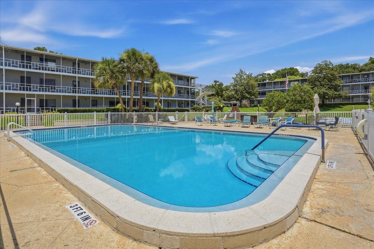 WINTER HAVEN HARBOUR APTS CONDO - Residential