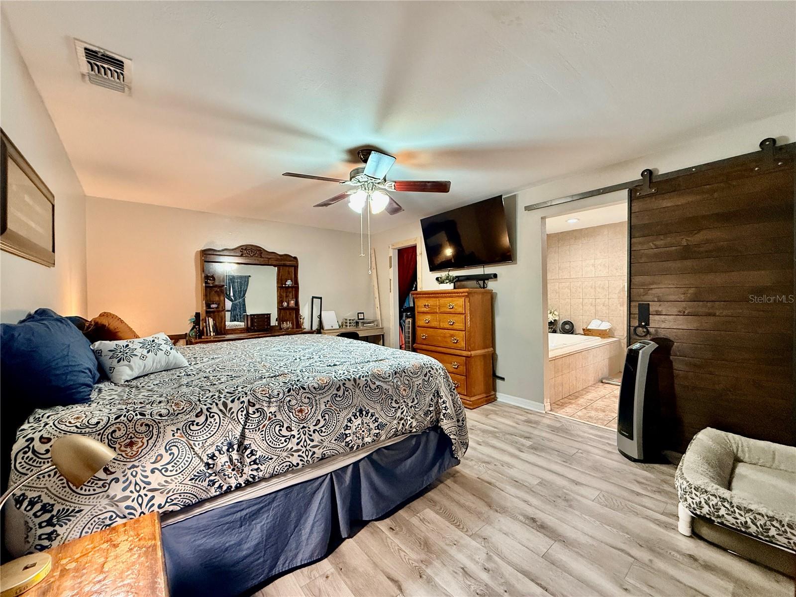 FOREST LAKE ESTATES - Residential