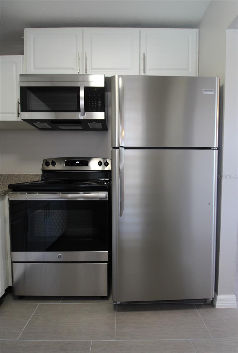 SOUTH GATE - Residential Lease