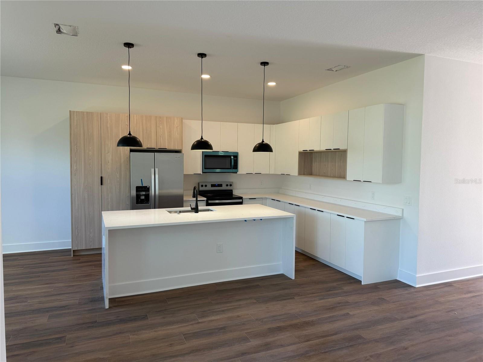 LAUREL RIDGE - Residential