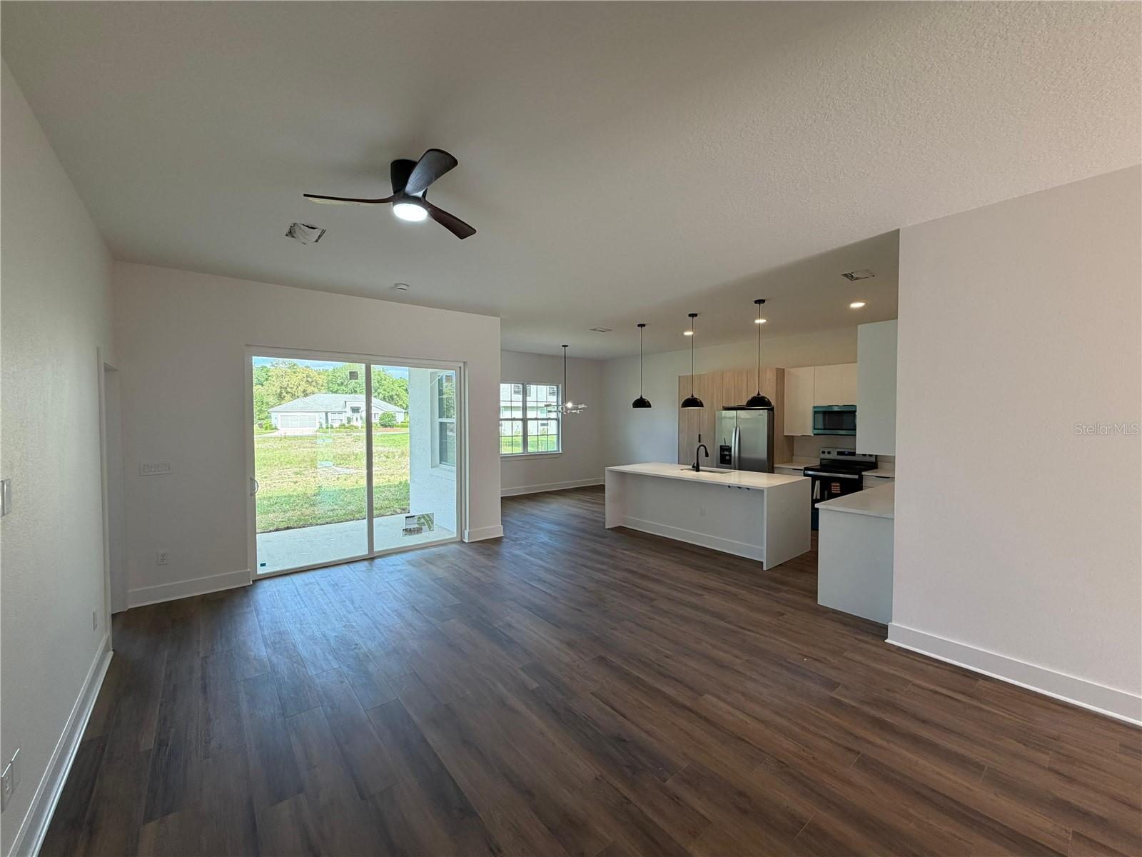 LAUREL RIDGE - Residential