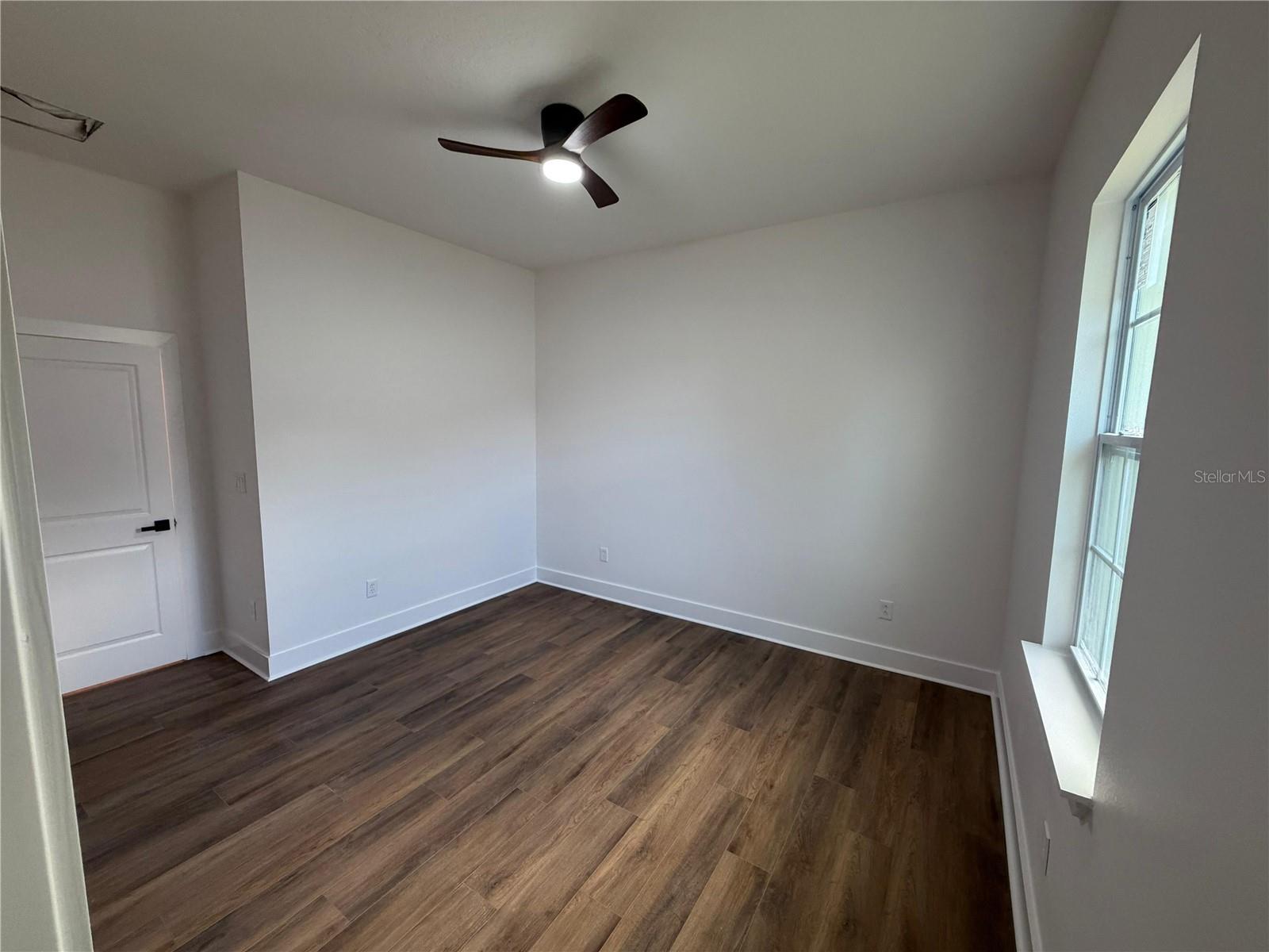 LAUREL RIDGE - Residential