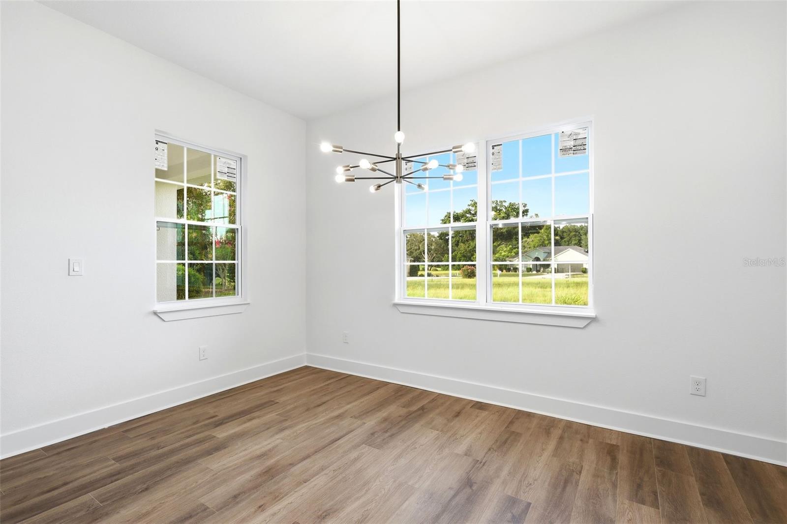 LAUREL RIDGE - Residential