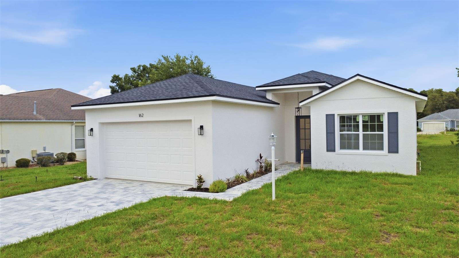 LAUREL RIDGE - Residential