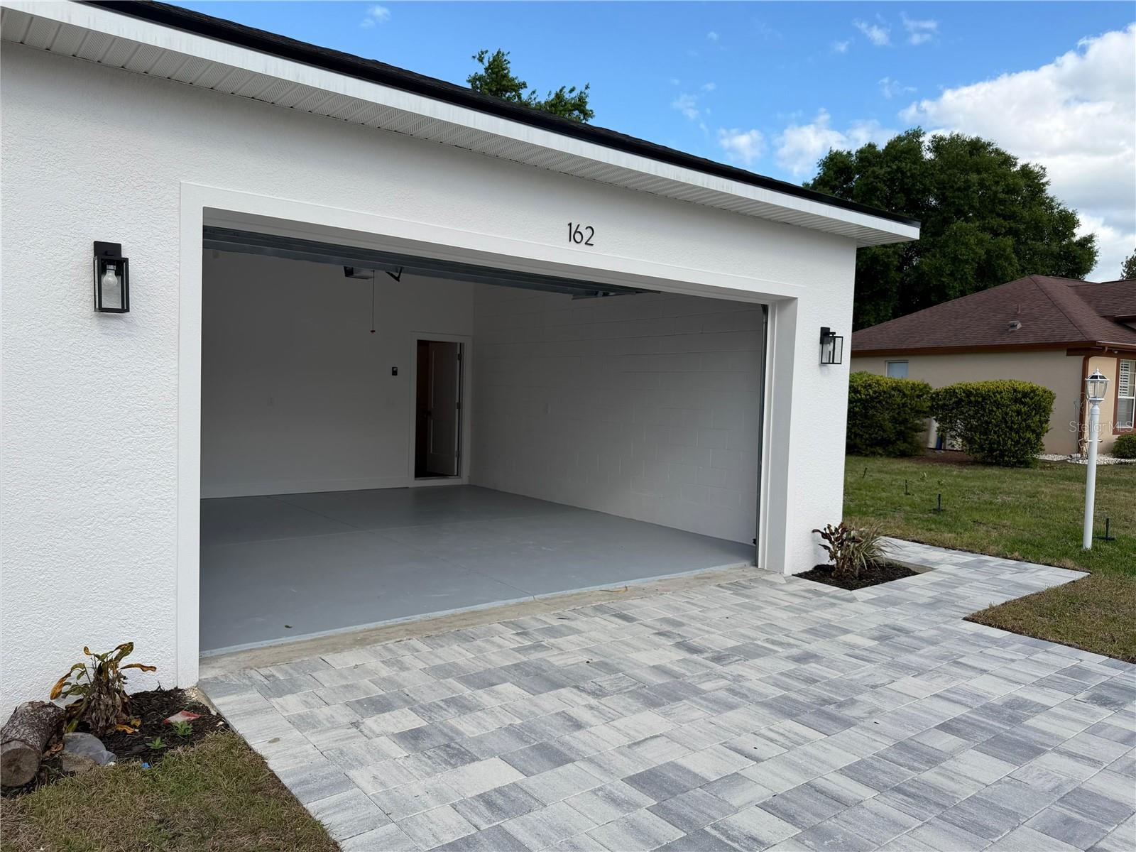 LAUREL RIDGE - Residential
