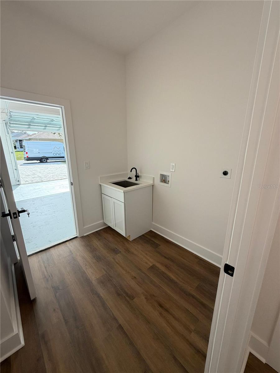 LAUREL RIDGE - Residential